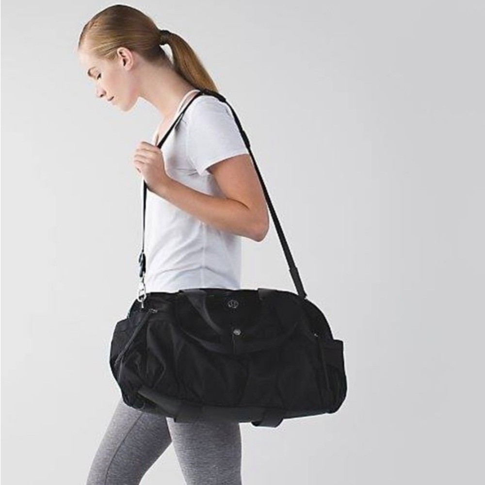Lululemon Gym to Win Duffel (Black Nylon)